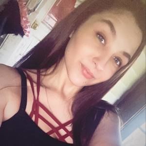 Meet your Posher, Brittney